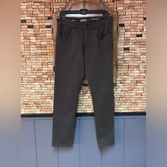 DL1961 Russell slim straight cotton blend pant - Picture 1 of 6